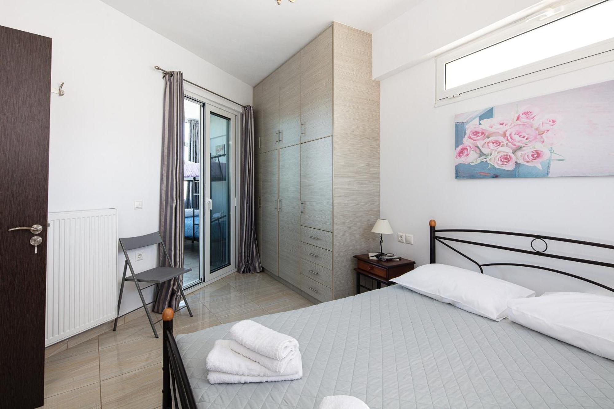 Vourvahis Seaview Apartments Karotí Quarto foto